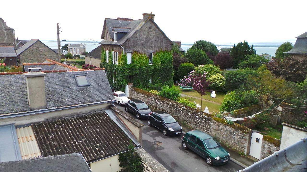 Petit Coin De Paradis Apartment Cancale Exterior photo