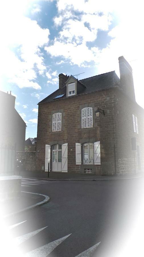 Petit Coin De Paradis Apartment Cancale Exterior photo